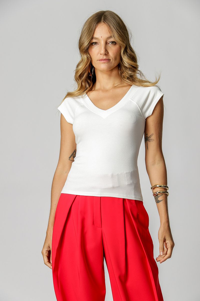 Blusa-Com-Decote-V-Canelado-19519