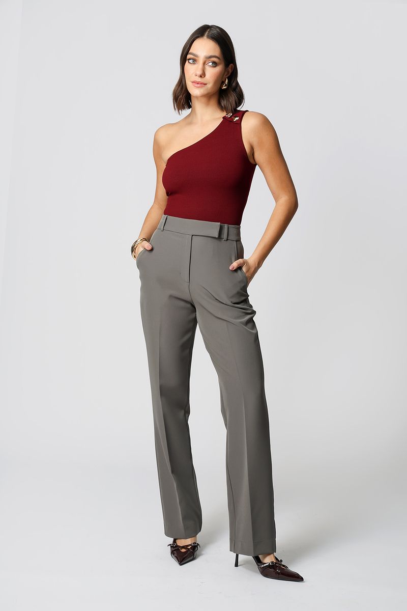 Blusa-Ombro-Unico-Botoes-Dourados-20213