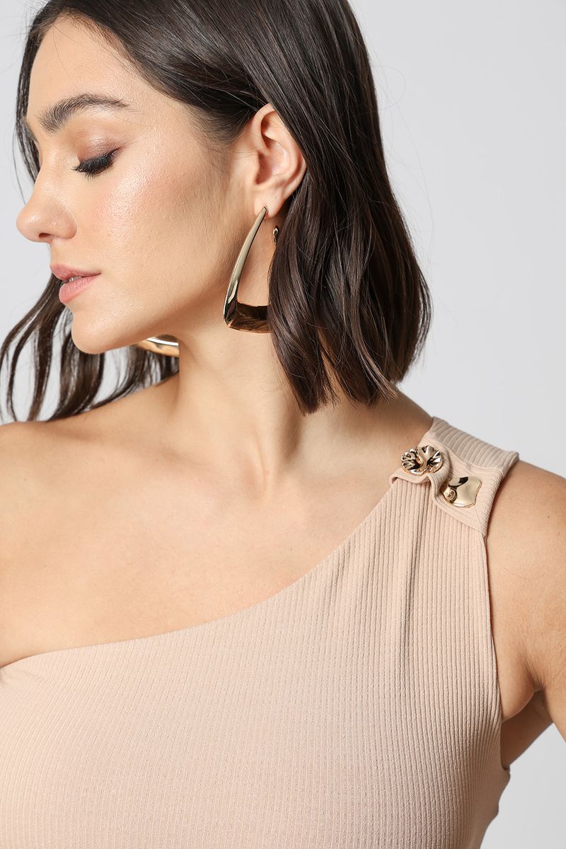 Blusa-Ombro-Unico-Botoes-Dourados-20207